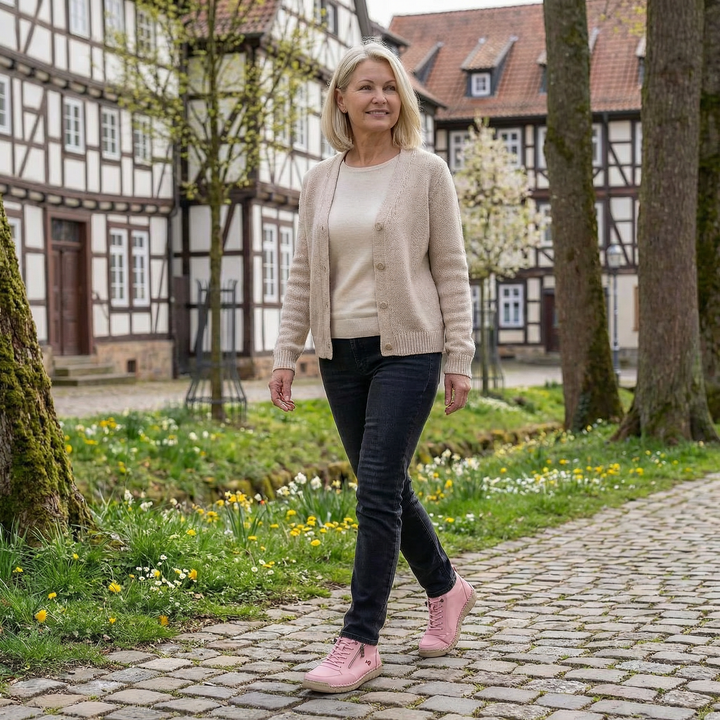 Elara™ – Orthopedic Comfort Sneakers with a Zipper