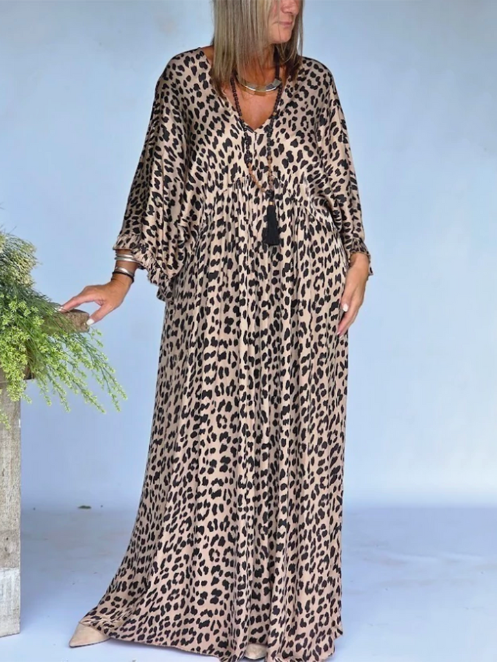 Elegant &amp; Cozy Loose-fit Leopard Print Dress