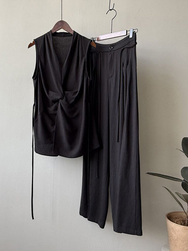 Casual Two-piece Set: Floral-print Linen &amp; Cotton Top And Solid-color Trousers