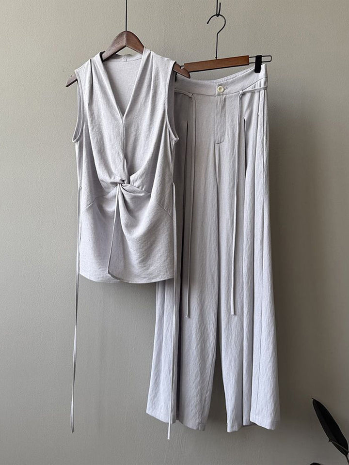 Casual Two-piece Set: Floral-print Linen &amp; Cotton Top And Solid-color Trousers