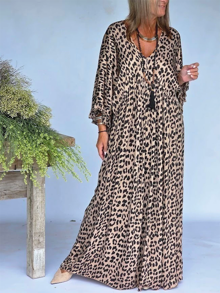 Elegant &amp; Cozy Loose-fit Leopard Print Dress